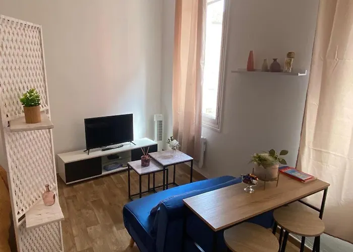 Studio lumineux au cœur du quartier historique